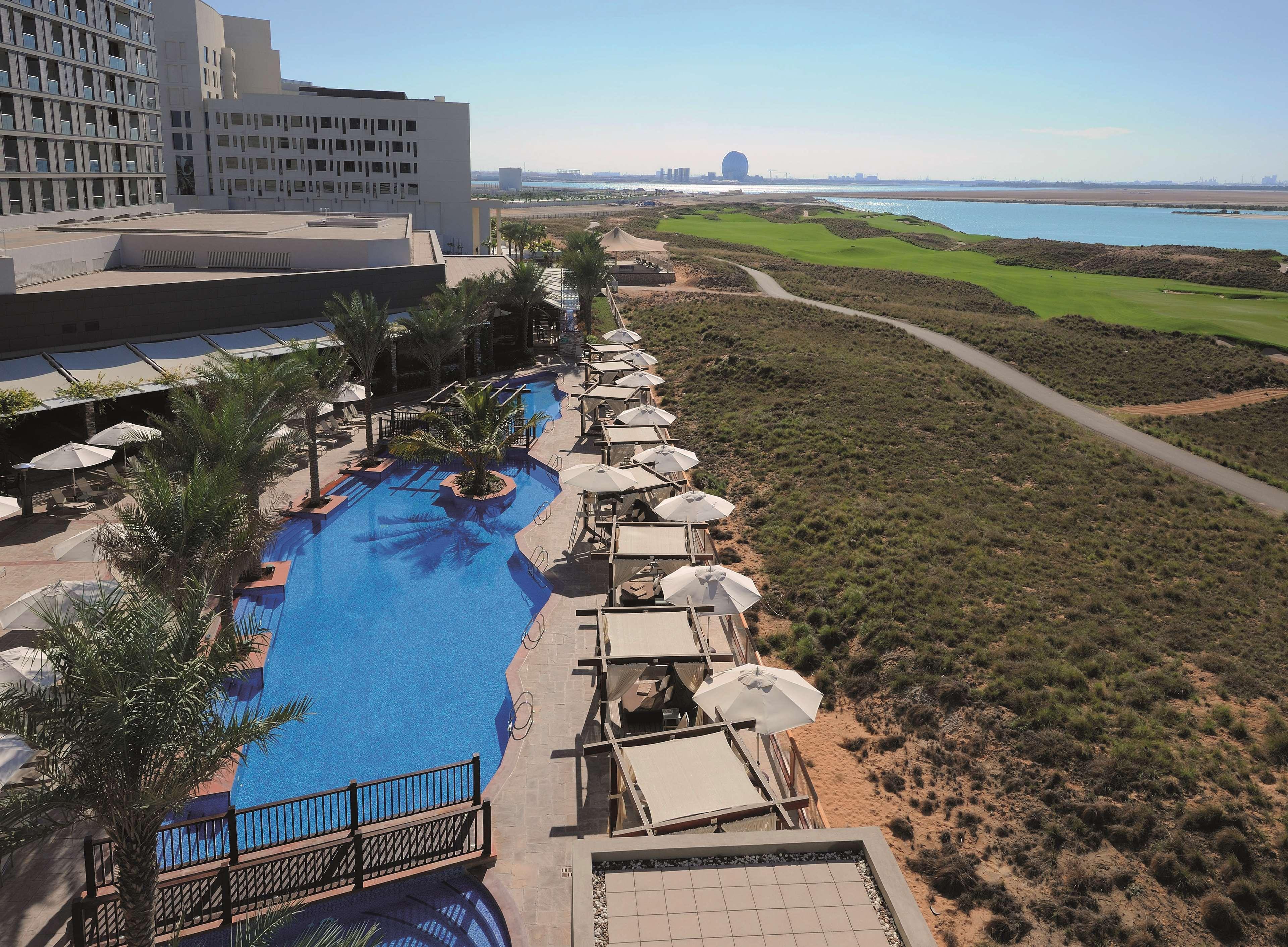 Radisson Blu Hotel, Abu Dhabi Yas Island Экстерьер фото