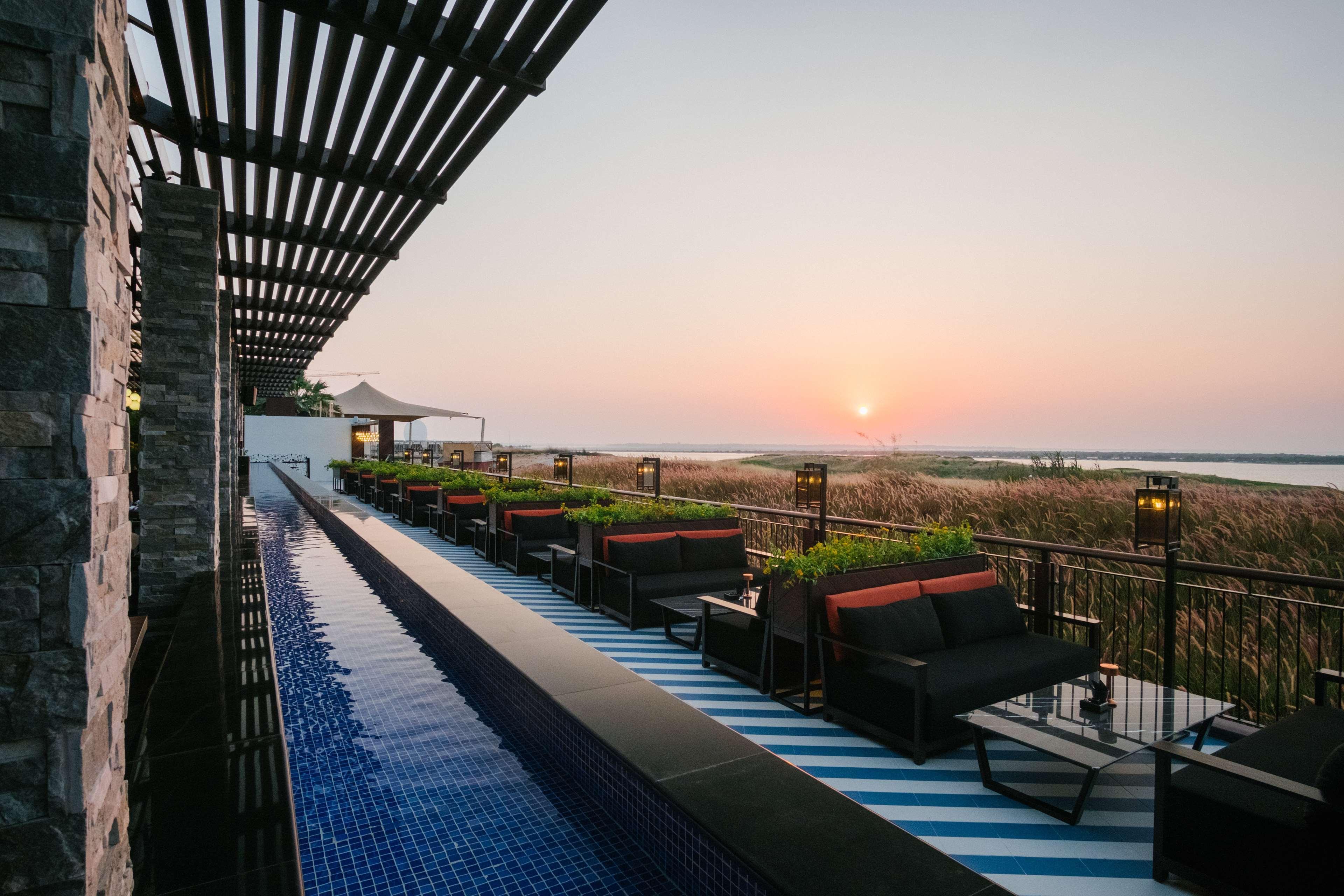Radisson Blu Hotel, Abu Dhabi Yas Island Экстерьер фото