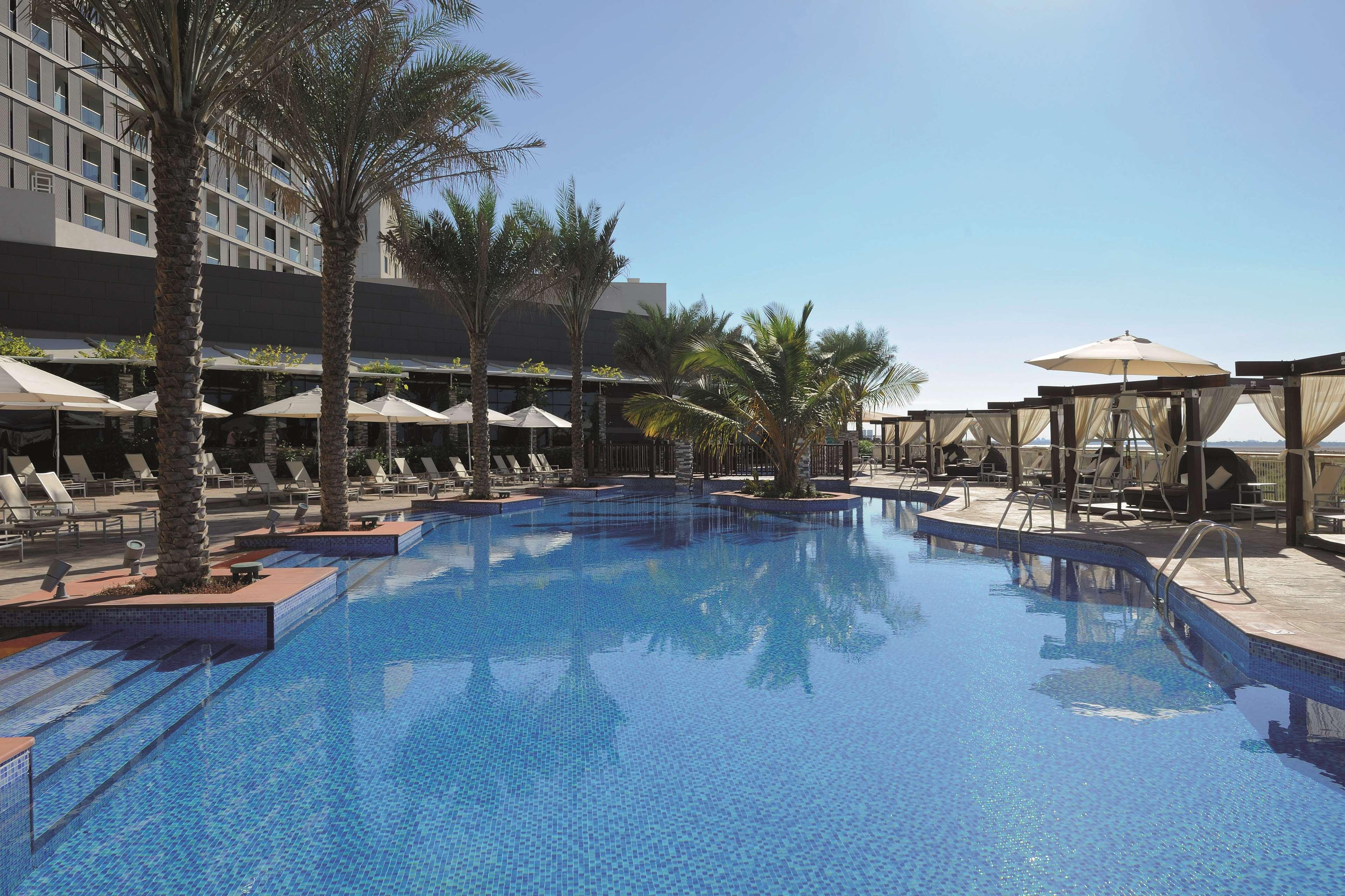Radisson Blu Hotel, Abu Dhabi Yas Island Экстерьер фото