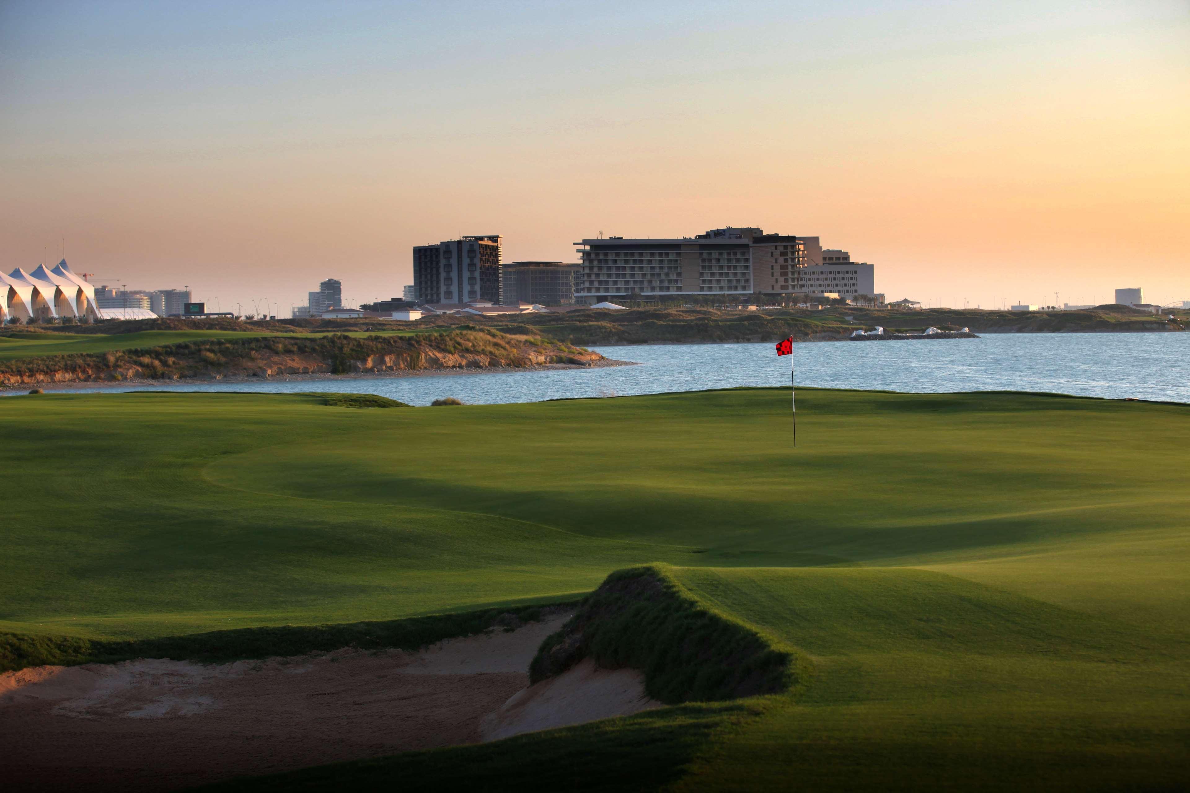 Radisson Blu Hotel, Abu Dhabi Yas Island Экстерьер фото