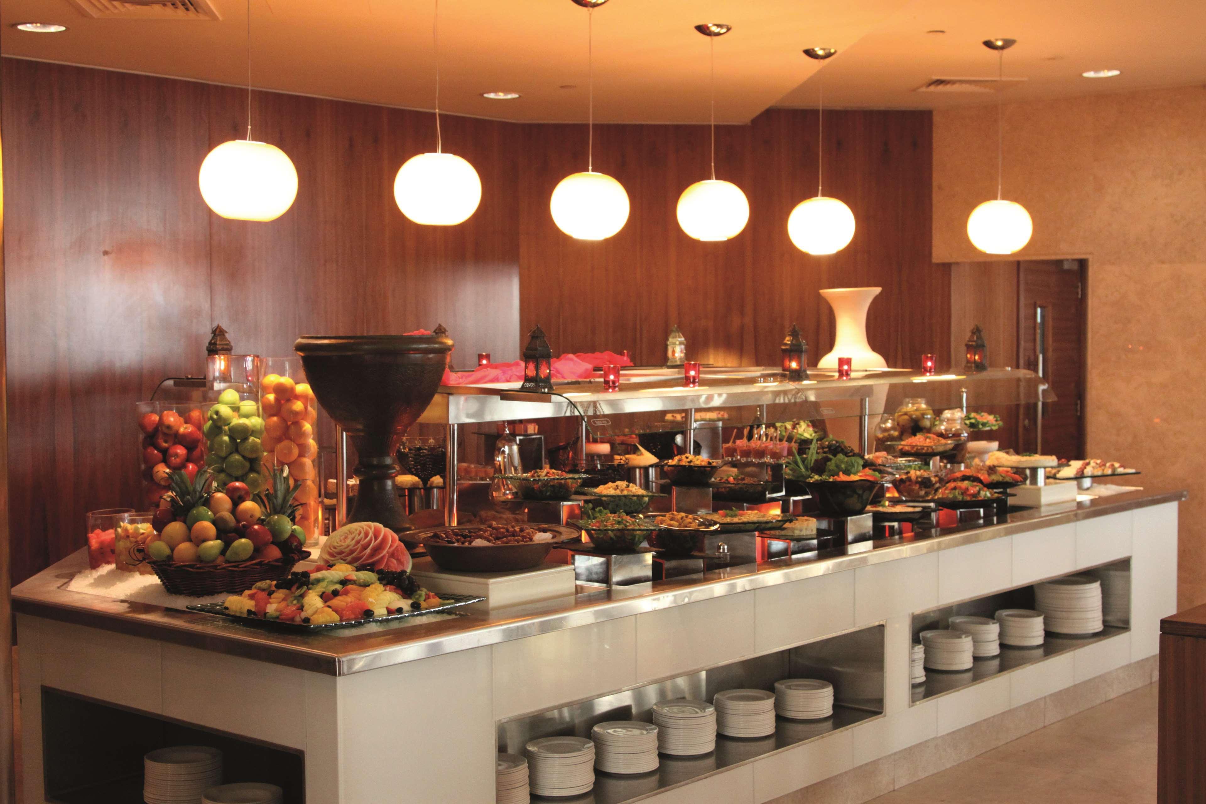 Radisson Blu Hotel, Abu Dhabi Yas Island Экстерьер фото
