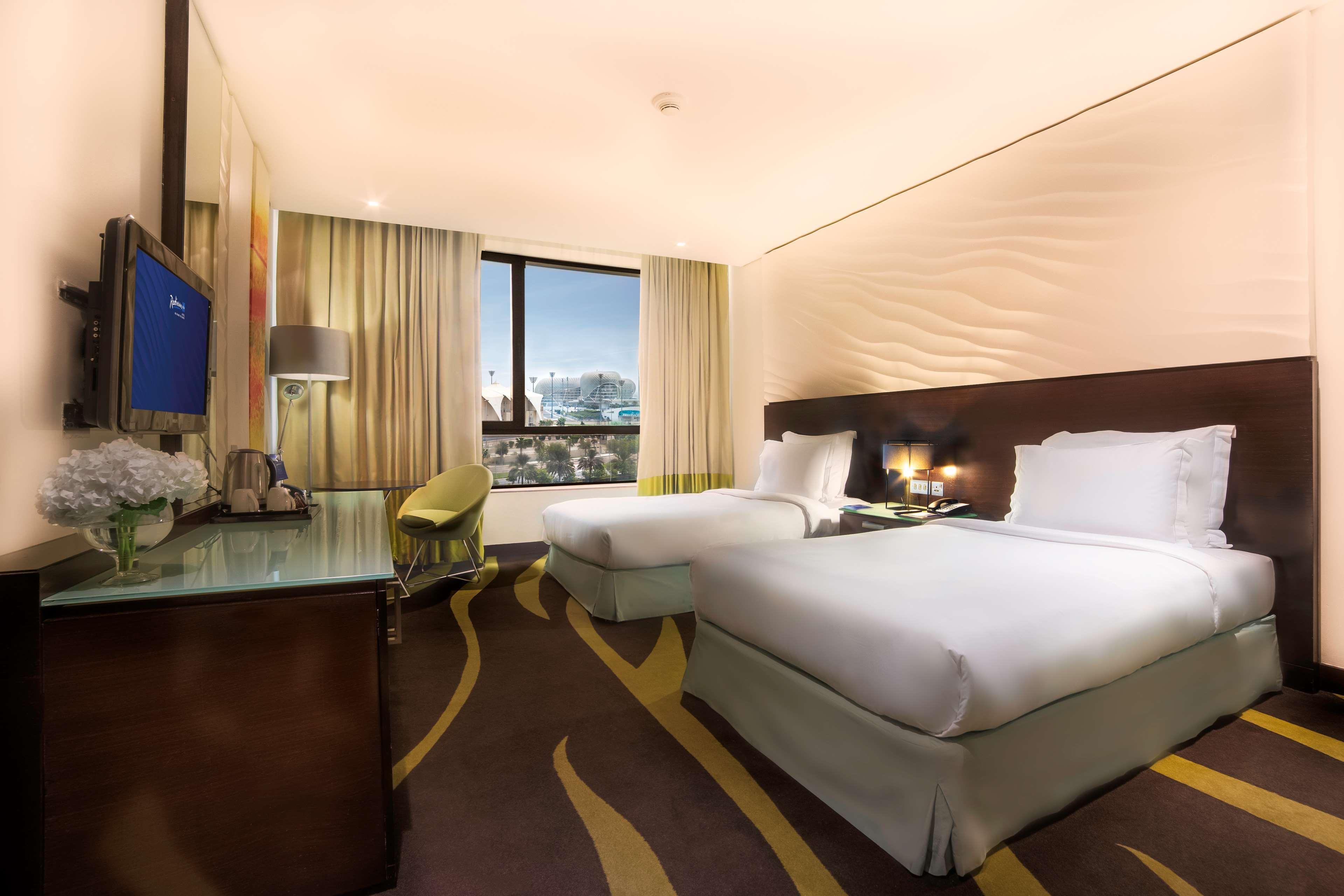 Radisson Blu Hotel, Abu Dhabi Yas Island Экстерьер фото