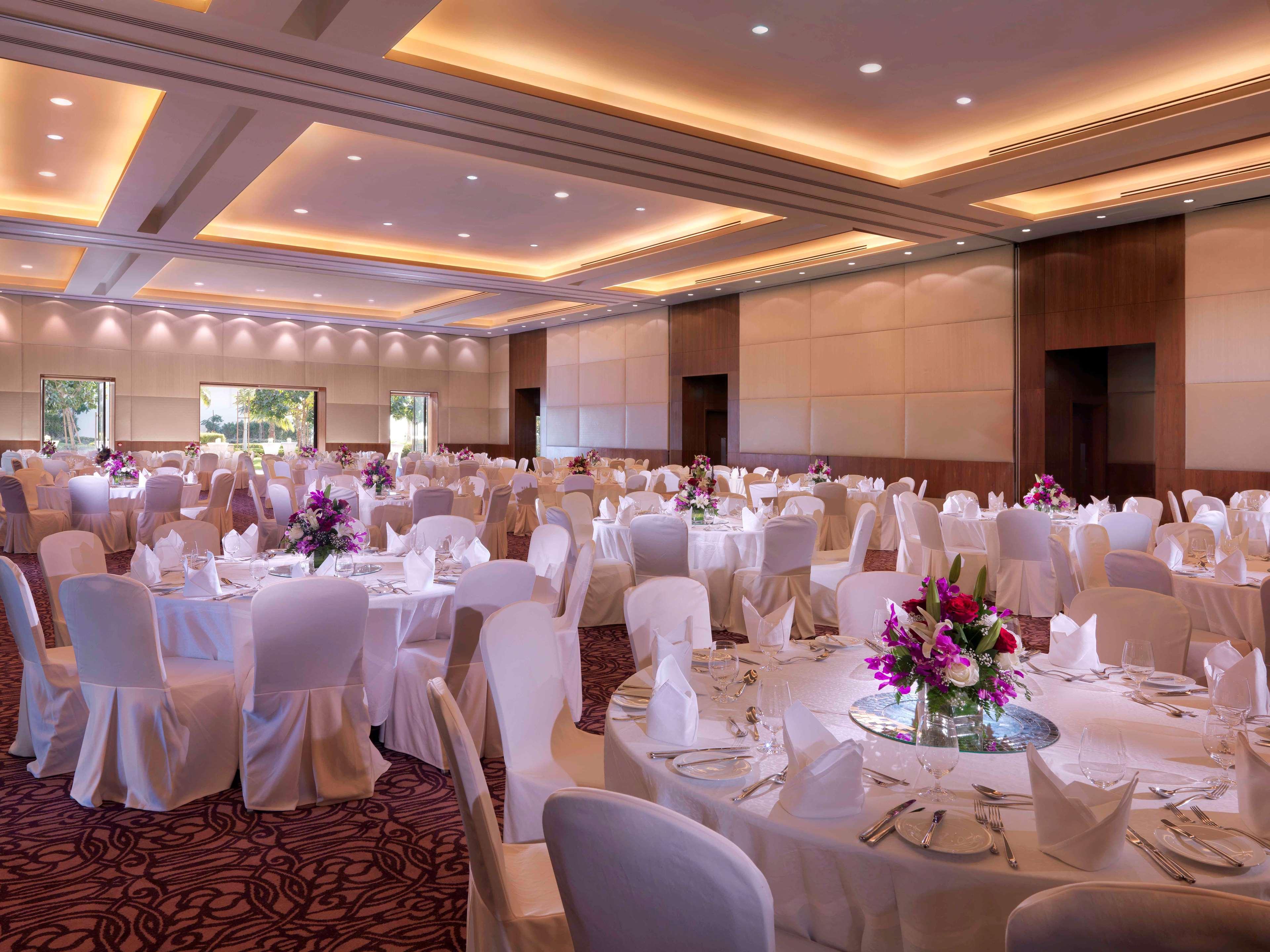 Radisson Blu Hotel, Abu Dhabi Yas Island Экстерьер фото